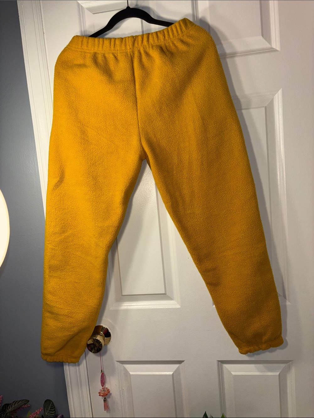 The North Face Women’s Yellow Fleece Pants Size L – New Without Tags - Picture 3 of 6